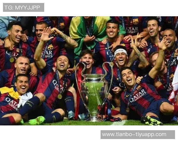 罗贝托与阿尔巴合影留念感慨岁月流逝祝福未来一切顺利 罗贝托与阿尔巴合影留念感慨岁月流逝祝福未来一切顺利