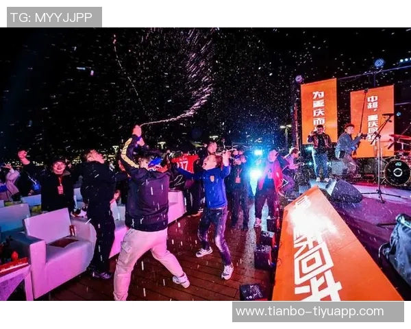 2025重庆铜梁龙队现场观众人数创纪录合计185971人次场均观众数引发热议 2025重庆铜梁龙队现场观众人数创纪录合计185971人次场均观众数引发热议