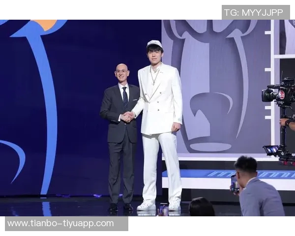 杨瀚森崛起为偶像的背后是强大粉丝群体的支持与期待